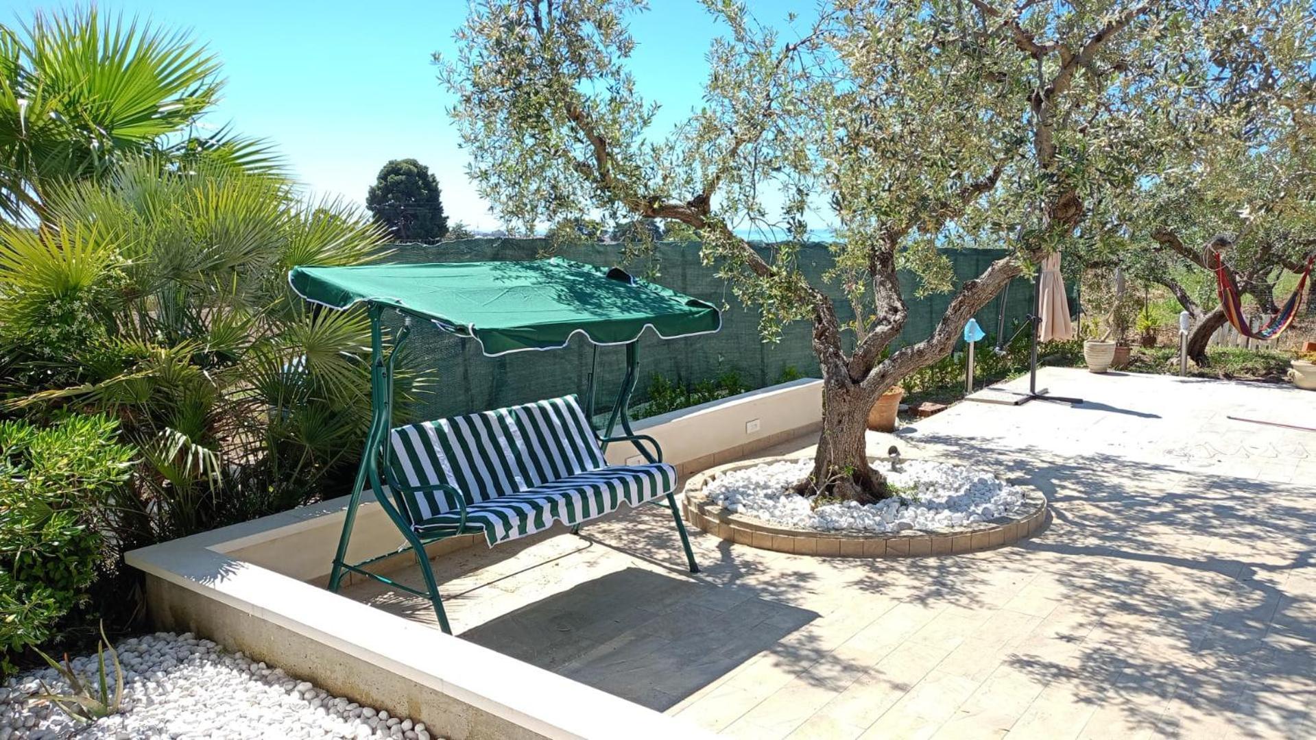 La Casetta Degli Ulivi Con Piscina Menfi Exterior photo